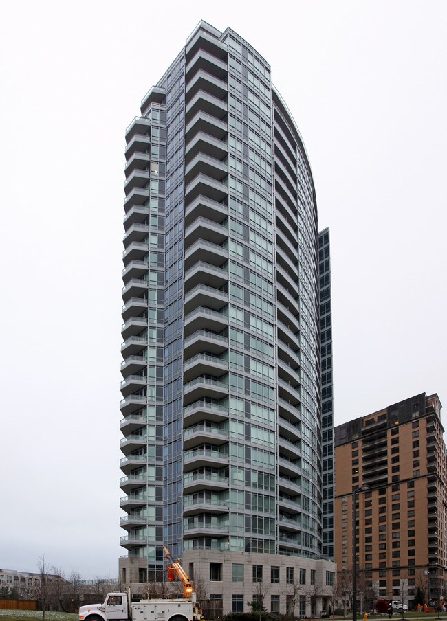 The Monet Condominiums in Toronto, ON - Building Photo - Building Photo