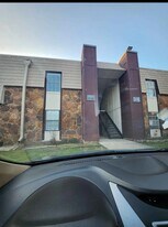 4339 E 68th St, Unit 502 in Tulsa, OK - Building Photo