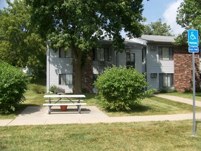 Southern Hills Apartments in Osceola, IA - Building Photo - Building Photo