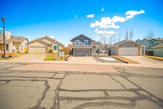 8329 Steadman Dr in Colorado Springs, CO - Building Photo - Building Photo