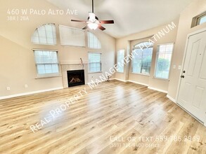 460 W Palo Alto Ave in Clovis, CA - Building Photo - Building Photo