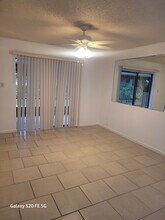 4405 Grass Ave, Unit 5 in Sebring, FL - Foto de edificio - Building Photo