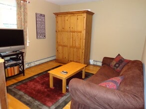 89 Florida Hill Rd, Unit FP in Ridgefield, CT - Building Photo - Building Photo