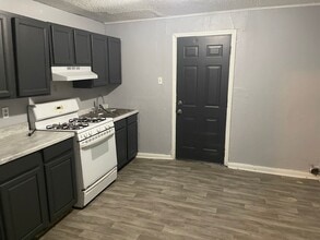 2623 Fees S in Wichita, KS - Building Photo - Building Photo