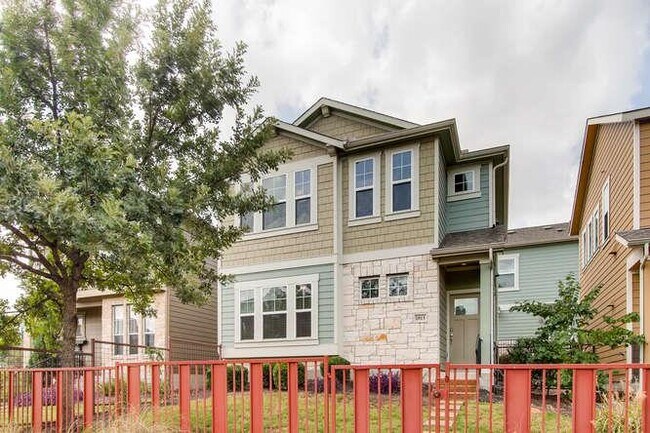 1813 Carlson Dr in Austin, TX - Building Photo - Building Photo