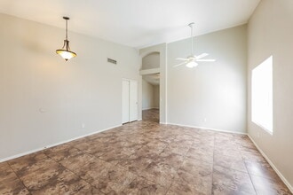 16038 W Carmen Dr in Surprise, AZ - Building Photo - Building Photo
