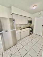 71 NW 76th St in Miami, FL - Building Photo - Building Photo