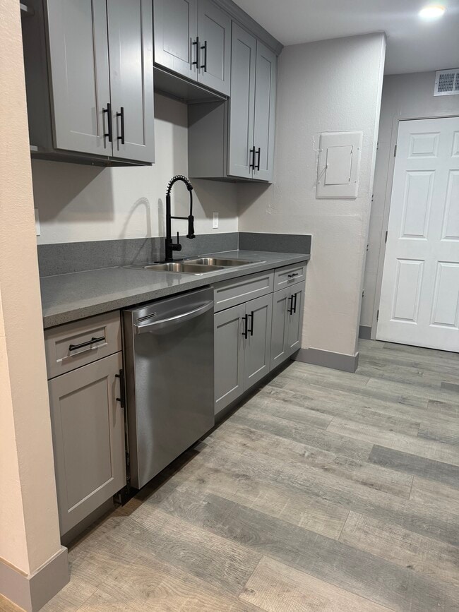 property at 7445 Laurelgrove Ave