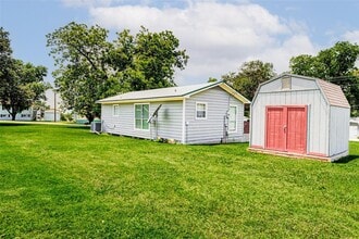 465 Water View Dr in Livingston, TX - Building Photo - Building Photo