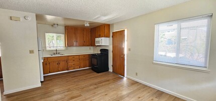 26 Chorro St in San Luis Obispo, CA - Foto de edificio - Building Photo