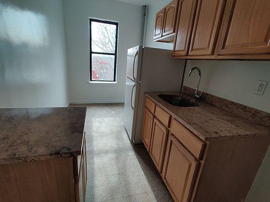 property at 1175 Morris Ave