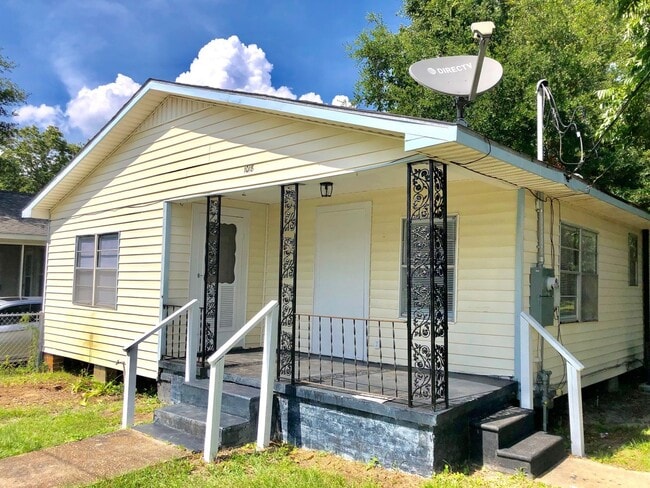 1018 Woodward Ave in Gulfport, MS - Building Photo - Building Photo