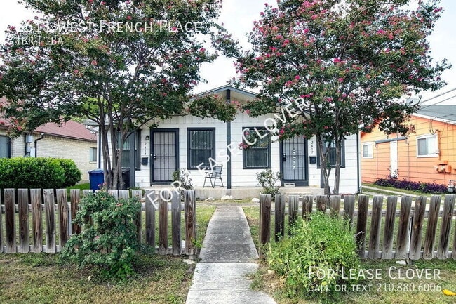 2611 W French Pl in San Antonio, TX - Building Photo - Building Photo