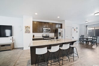 15287 S Tack Way in Bluffdale, UT - Building Photo - Building Photo