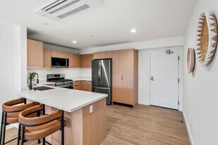 2Fifty Luxury Apartments in Lomita, CA - Building Photo