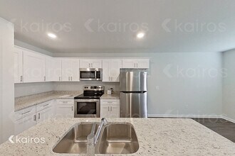 205 Redwood Ct in Springfield, GA - Building Photo - Building Photo