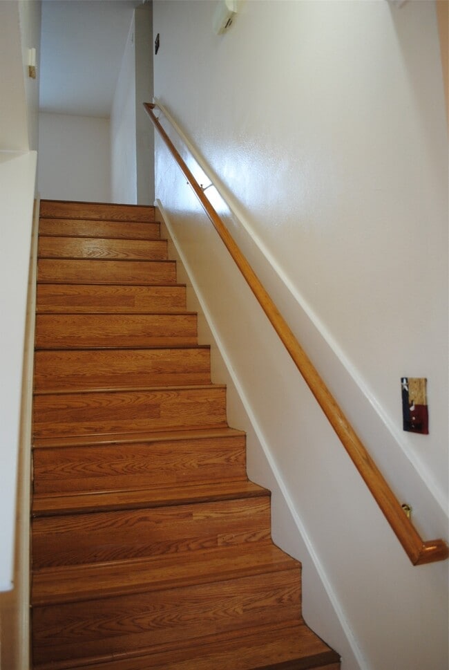 property at 3910 Starbridge Pointe Ln