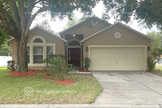 property at 992 Vanderbilt Dr