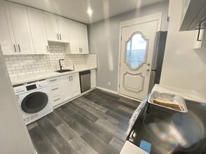 20 St Matthews Ave in Hamilton, ON - Building Photo - Building Photo