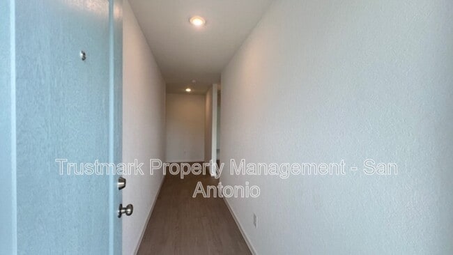 1224 Twisted Crk in New Braunfels, TX - Building Photo - Building Photo