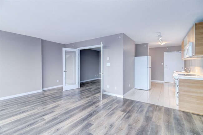 13688 100 Av in Surrey, BC - Building Photo - Building Photo