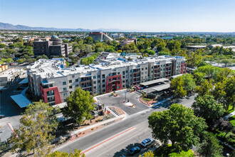 Allaso Journal Center in Albuquerque, NM - Foto de edificio - Building Photo