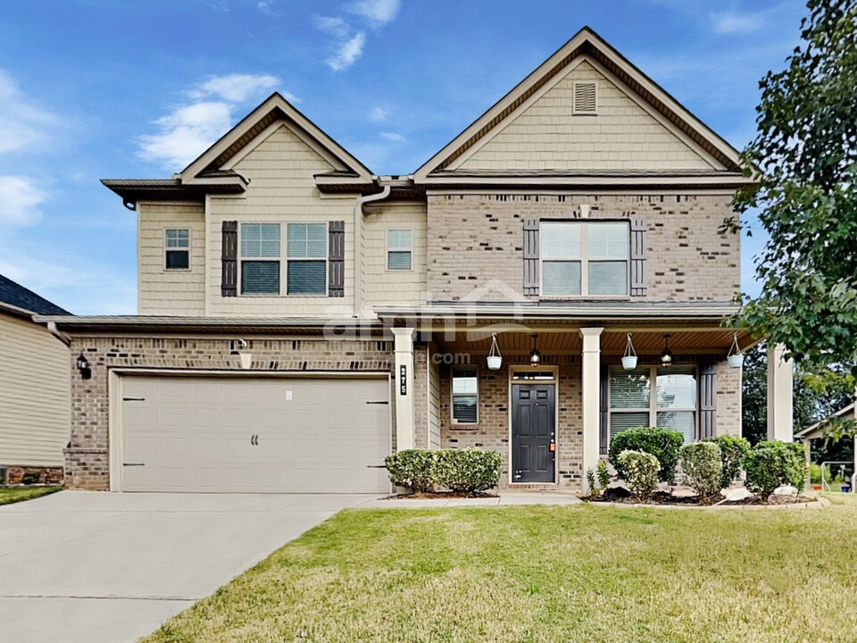 275 Brickstone Pkwy in Covington, GA - Building Photo