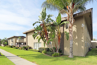 Casa Grande in Anaheim, CA - Building Photo - Building Photo