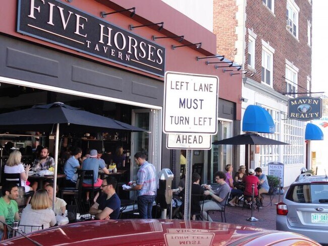 401 Highland Ave, Unit 31 in Somerville, MA - Foto de edificio - Building Photo