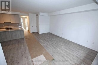 28 Marina Ave in Toronto, ON - Building Photo - Building Photo