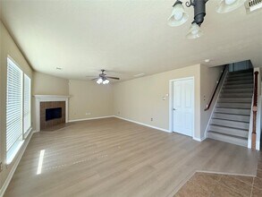 246 Golden Grain Dr in Rosenberg, TX - Building Photo - Building Photo