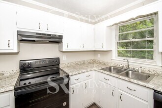 3826 Bentley Dr in Douglasville, GA - Building Photo - Building Photo