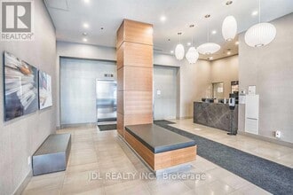 18 Rean Dr in Toronto, ON - Building Photo - Building Photo