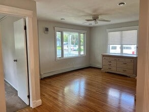 505 Lynn Ave in East Northport, NY - Building Photo - Building Photo