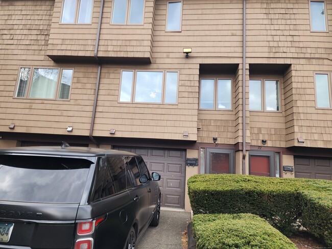 property at 71 Towne House Rd