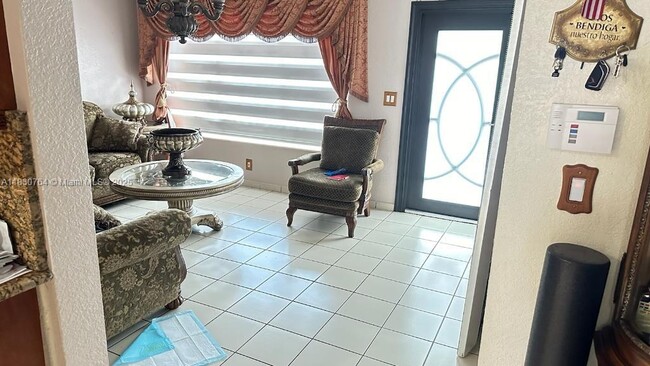 5790 W 13th Ave in Hialeah, FL - Building Photo - Building Photo