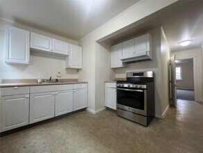 44 Center St in Highland Falls, NY - Building Photo - Building Photo