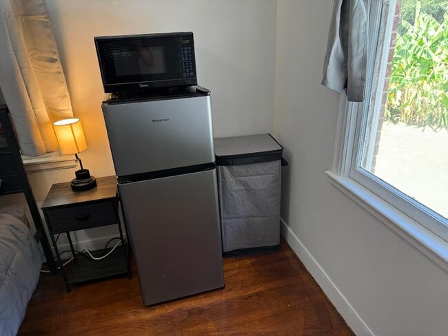 4400 Lillian Hwy, Unit 7 in Pensacola, FL - Foto de edificio - Building Photo