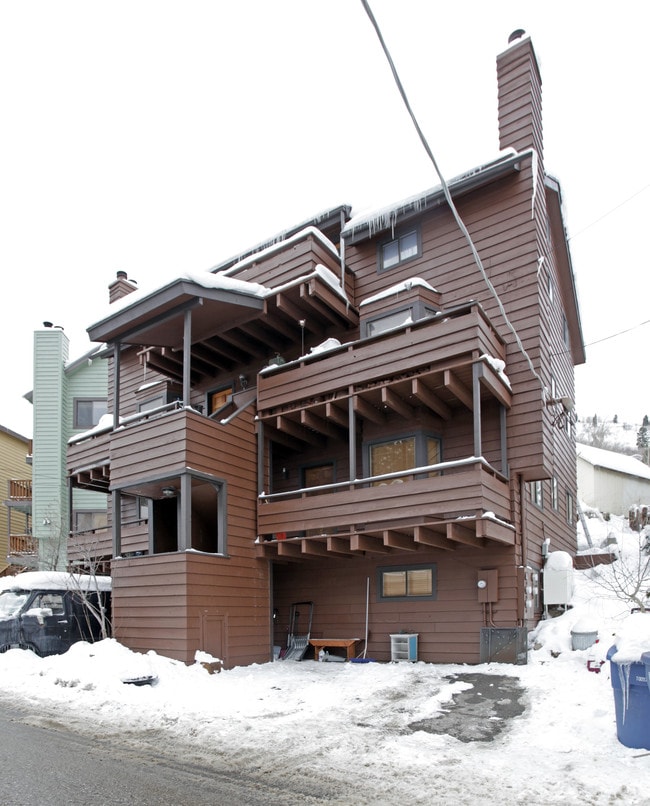 32 Daly Ave in Park City, UT - Building Photo - Building Photo