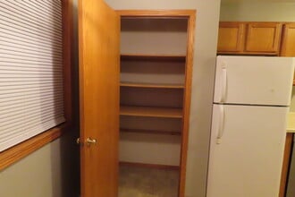 2025 S Main St in Oshkosh, WI - Foto de edificio - Building Photo