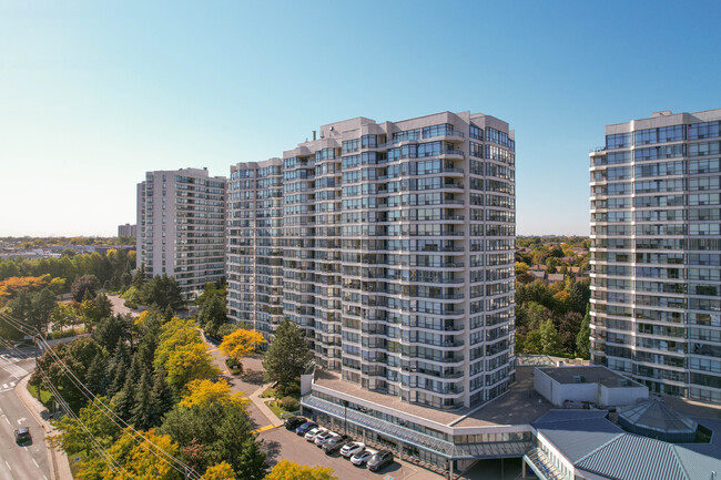 The Sky Rise in Vaughan, ON - Building Photo - Building Photo