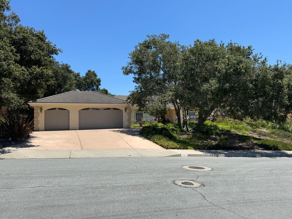 687 Misty Glen Pl in Nipomo, CA - Building Photo