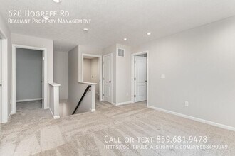 620 Hogrefe Rd in Independence, KY - Building Photo - Building Photo