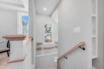 7 Cedar Ave in Somerville, MA - Building Photo - Building Photo