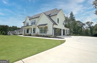 255 Cicely Wy in Tyrone, GA - Building Photo - Building Photo