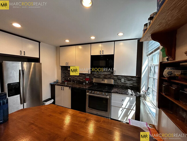 property at 13 Bowdoin St