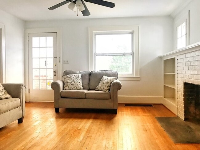 property at 8 Redfern St