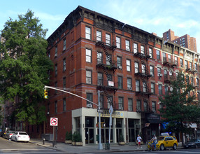 1727 Second Ave in New York, NY - Building Photo - Building Photo