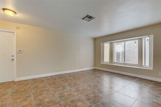 9540 Sunken Reef Cir in Las Vegas, NV - Building Photo - Building Photo