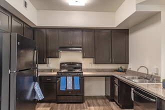 Alexander Station in Gilroy, CA - Building Photo - Interior Photo